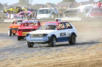 Autograss Racing at Ivychurch