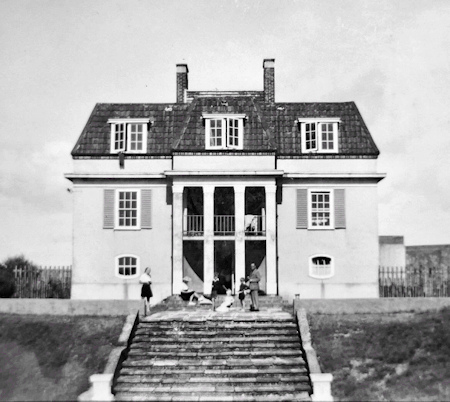 Romney bay House c1950