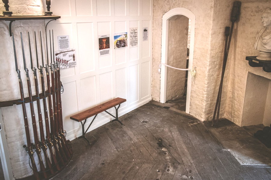 Soldiers Room